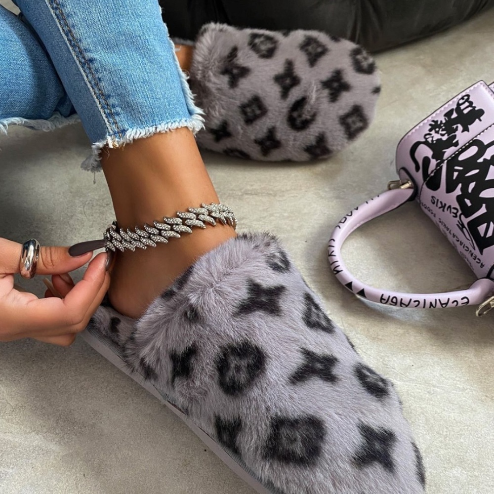 Gray Faux fur Slippers